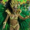 Juliana Paes chamou atenção com a barriga sarada no desfile da Grande Rio