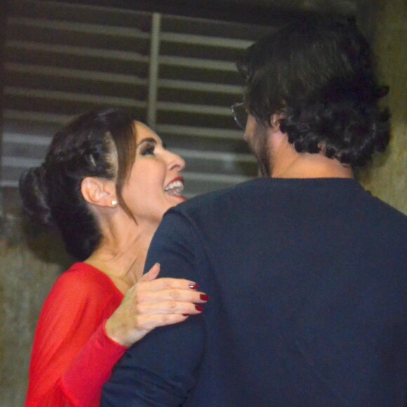 Túlio Gadêlha e Fátima Bernardes estão separados durante o Carnaval