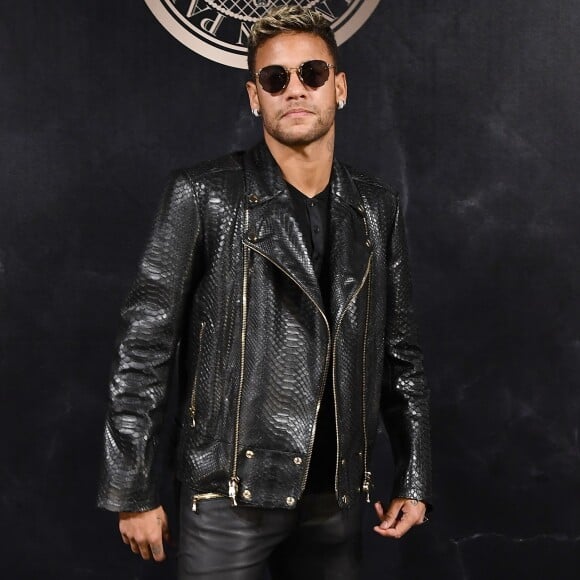 Neymar postou foto ousada em seu Instagram na tarde desta segunda-feira, dia 12 de fevereiro de 2018