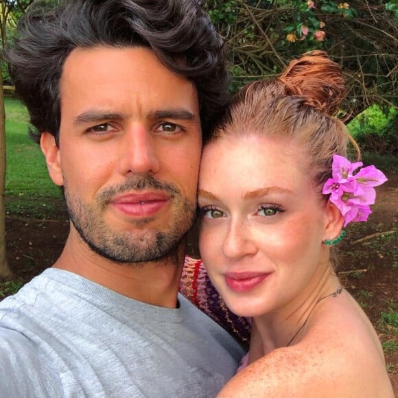 Marina Ruy Barbosa viajou para o interior com o marido, Xande Negrão