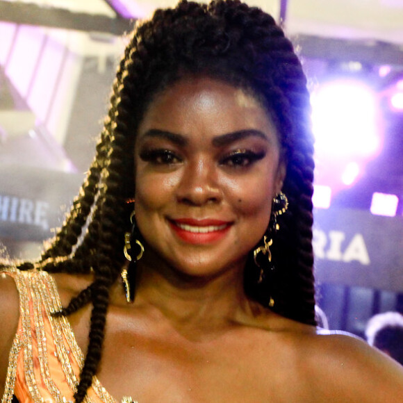 Cris Vianna é ex Rainha de Bateria da Imperatriz Leopoldinense