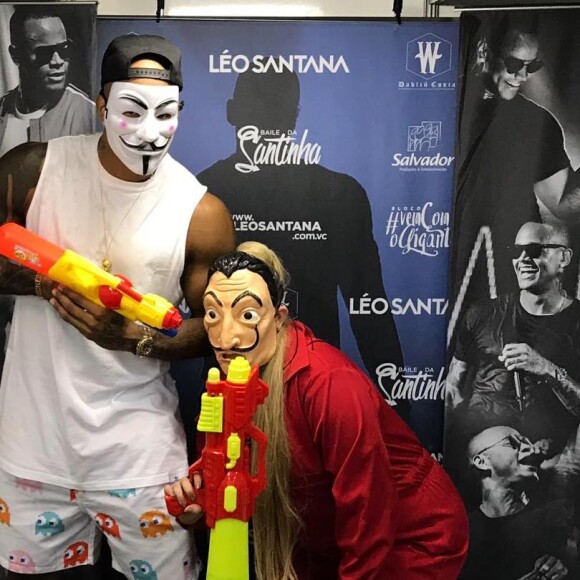 Marília Mendonça comentou como foi sair disfarçada no Carnaval de Salvador