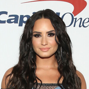 'Eu parei de fazer dieta e ganhei um pouco de peso', contou Demi Lovato