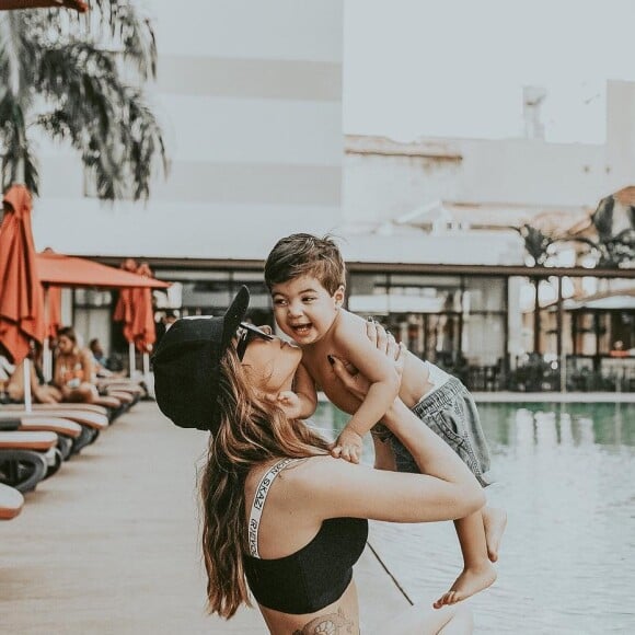 Aline Gostchalg mostrou Lucca encantado com o circo