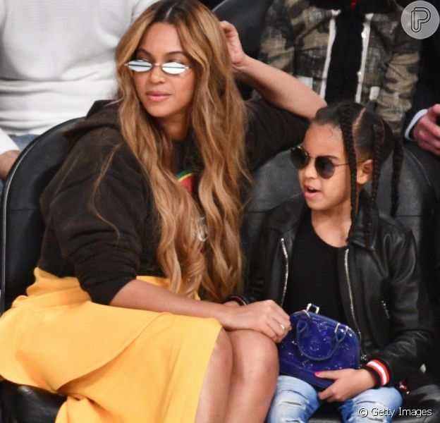 Beyoncé levou a filha, Blue Ivy, para um jogo de basquete da All-Star Game da NBA, Staples Center, em Los Angeles, no domingo, 18 de fevereiro de 2018