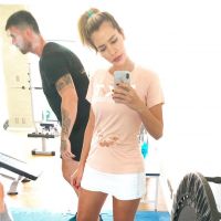 Adriana Sant'Anna volta a malhar 1 mês após nascimento da filha, Linda:'Fitness'