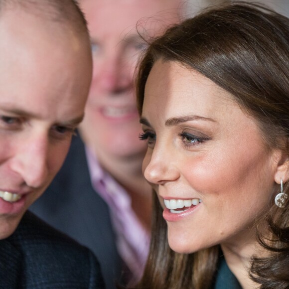 Kate Middleton está grávida de sete meses do terceiro filho, fruto da união com William
