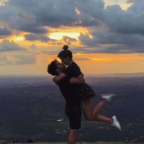 Ex-BBB Aline Gotschalg fez um pedido ao namorado, o empresário Geraldo Souto: 'Só posso te desejar saúde e amor para que juntos possamos aproveitar cada minuto como só a gente sabe!'