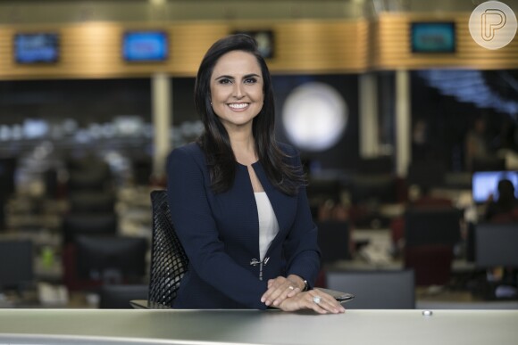 Carla Cecato é apresentadora do 'Fala Brasil', telejornal da Record TV