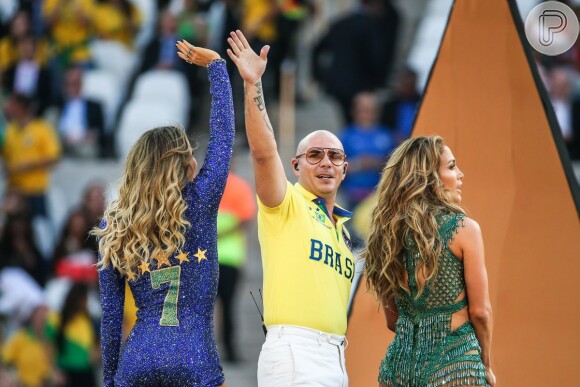Show de abertura da Copa do Mundo com Claudia Leitte, Jennifer Lopez e Rapper Pitbull no Itaquerão, em São Paulo, nesta quinta-feira, 12 de junho de 2014