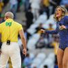 Claudia Leitte e Jennifer Lopez requbraram muito e se esbaldaram ao lado do rappper Pitbull durante o show de abertura da Copa do Mundo 2014