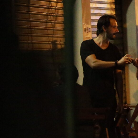 Rodrigo Santoro conversou com sua fã após a foto