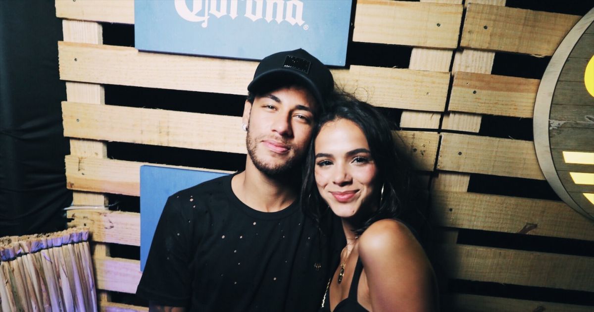 Neymar E Bruna Marquezine Voltaram A Namorar No Réveillon Deste Ano Purepeople