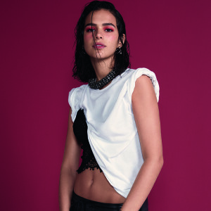 Bruna Marquezine inclui frutas e legumes na alimentação diária