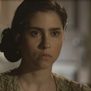 Na novela 'Tempo de Amar', Tereza (Olivia Torres) sairá de casa e deixará Delfina (Letícia Sabatella) morando sozinha