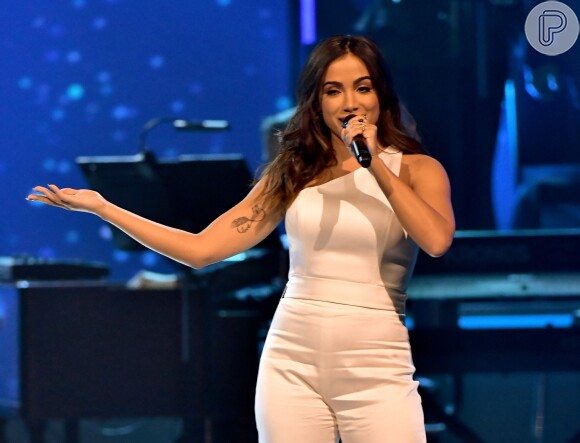 A cantora Anitta se apresentou no Premio Lo Nuestro, em Miami