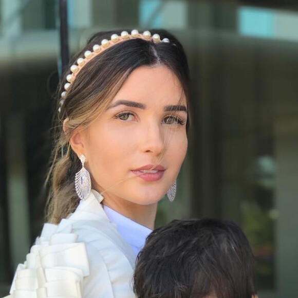 Aline Gotschalg desabafou sobre as críticas na rede social: 'Vejo tantas pessoas ou mães julgando a vida de outras mães pelo que fazem, ou deixam de fazer... pelo seu trabalho ou até mesmo pelo que veem nos 15 segundos de stories, ou por postagens aqui no insta... uma mãe se divertir e viajar então? Não pode!'