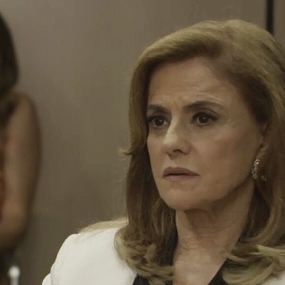 Sophia (Marieta Severo) se revolta ao saber que o exame de DNA deu negativo, na novela 'O Outro Lado do Paraíso': Isso é um absurdo!'