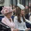 Kate Middleton chega à cerimônia da família real com Camilla Parker-Bowles, duquesa de Cornualha