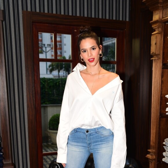 Bruna Marquezine disse que não liga mais para opiniões a seu respeito