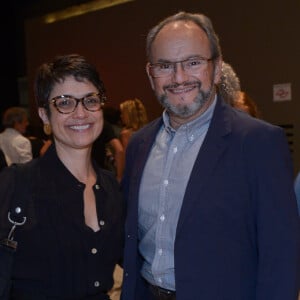 Sandra Annenberg e o marido, Ernesto Paglia, prestigiaram Chico Buarque com a turnê de Caravanas nesta sexta-feira, 2 de março de 2018