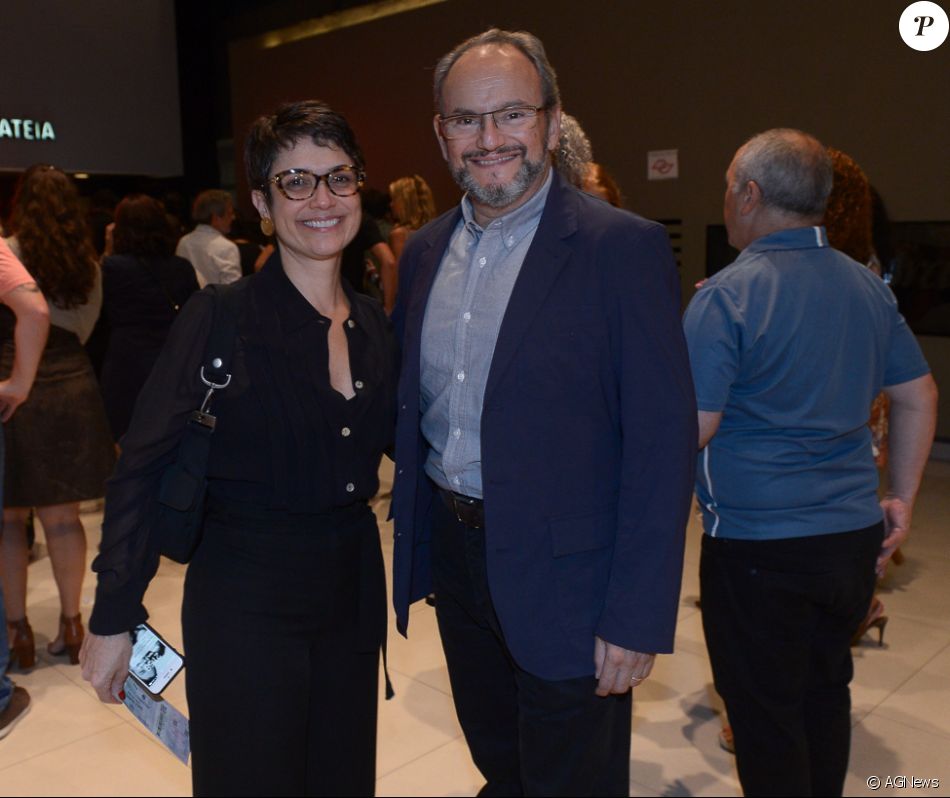 Sandra Annenberg e marido, Ernesto Paglia, assistem show ...