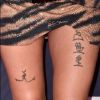O look curto de Halsey evidenciou as tatuagens da cantora no iHeartRadio Music Awards, realizado no The Forum, em Inglewood, na Califórnia, neste domingo, 11 de março de 2018