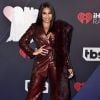 A cantora Ashanti chamou atenção com seu look brilhoso no iHeartRadio Music Awards, realizado no The Forum, em Inglewood, na Califórnia, neste domingo, 11 de março de 2018