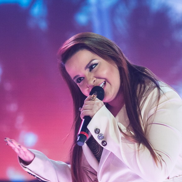 Maiara, dupla de Maraísa, quer ter filhos gêmeos