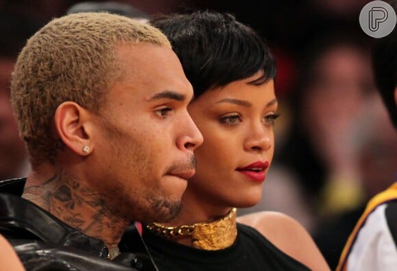 Rihanna foi agredida pelo então namorado, Chris Brown, em 2009