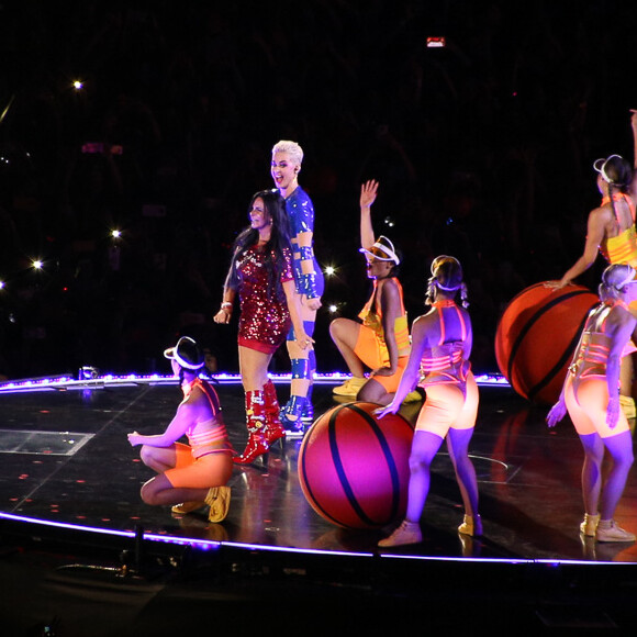 Gretchen particpou do clipe 'Swish, Swish', de Katy Perry