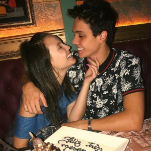 Larissa Manoela e Leo Cidade comemoraram três meses de namoro na última quarta-feira, 14 de março de 2018