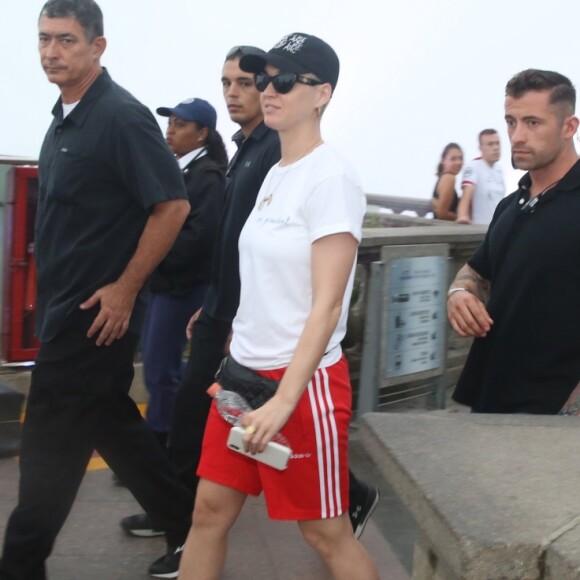 Katy Perry se apresenta no Rio de Janeiro com a turnê 'Witness Tour' neste domingo, 18 de março de 2018