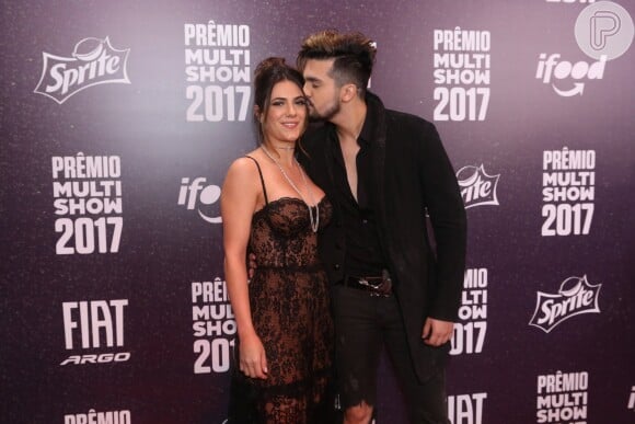 Luan Santana descarta casamento com Jade Magalhães em 2018. 'Não será esse ano'