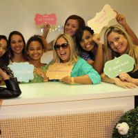 Susana Vieira vira atração em inauguração de loja infantil de Aline Barros