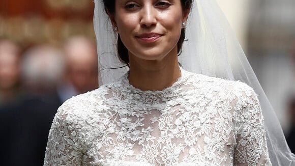 Gazar de seda e renda chantilly: o vestido de casamento da Princesa de Hannover