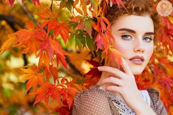 Descubra a melhor maneira para cuidar do cabelo no outono e quais são as tendências de cor e corte para a estação