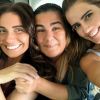 Giovanna Antonelli posa com Deborah Secco e Zeca de Abreu nos bastidores da novela 'Segundo Sol'