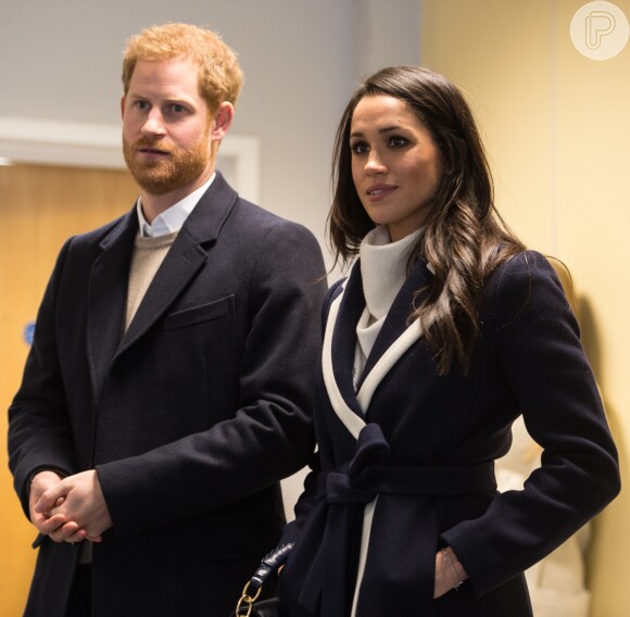 Príncipe Harry dispensa acordo pré-nupcial em casamento com Meghan Markle