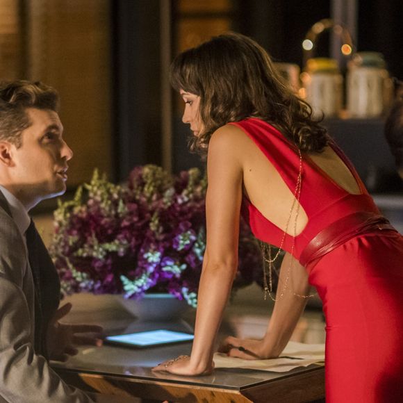 Patrick (Thiago Fragoso) não desiste do amor de Clara (Bianca Bin): 'Mesmo que ela termine com ele, por algum motivo, vai continuar acreditando que os dois podem voltar, até isso acontecer'