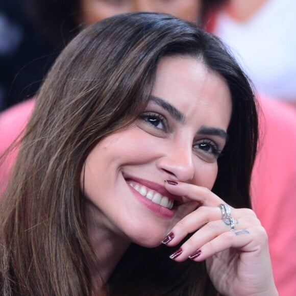 Cleo Pires disse já ter feito sexo a três