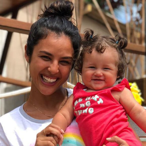 Yanna Lavigne registrou em vídeo da filha, Madalena, falando 'mamãe'