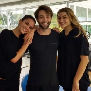 Personal detalha treino de Bruna Marquezine e Sasha em conversa exclusiva com o Purepeople nesta sexta-feira, dia 23 de março de 2018