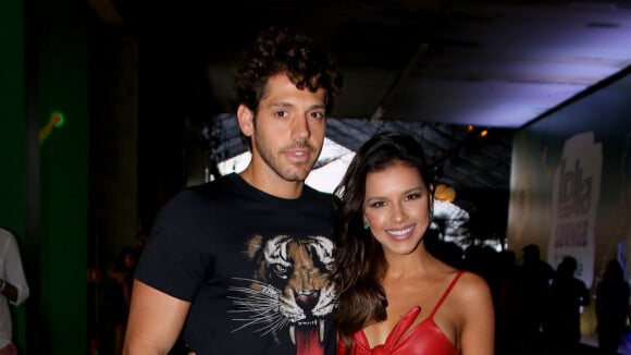 Mariana Rios e o namorado, Rômolo Hosbalck, prestigiam shows do Lollapalooza