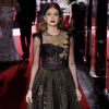Marina Ruy Barbosa desfilou pela Dolce & Gabbana durante a Semana de Moda de Milão, na Itália, em 23 de setembro de 2017