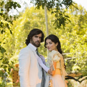 Na novela 'Orgulho e Paixão', Rômulo (Marcos Pitombo) pede Cecília (Anajú Dorigon) em casamento no capítulo que vai ao ar na sexta-feira, 06 de abril de 2018