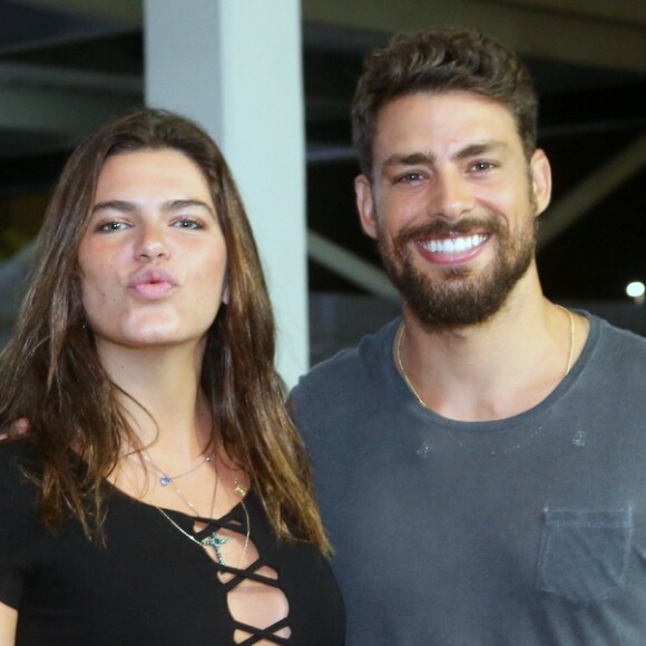 Cauã Reymond e Mariana Goldfarb estão morando juntos novamente, diz a coluna 'Retratos da Vida', do jornal 'Extra', neste sábado, 31 de março de 2018