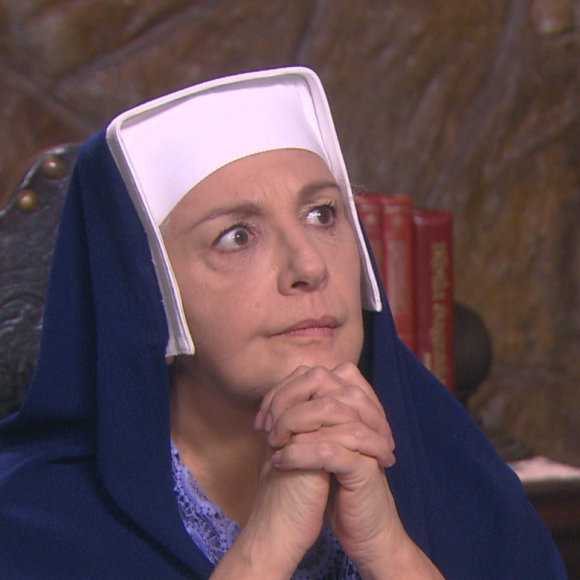 Madre Superiora (Eliana Guttman) fica cada vez mais adoecida, no capítulo que vai ao ar quarta-feira, dia 11 de abril de 2018, na novela 'Carinha de Anjo'