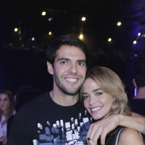 Kaká negou que esteja noivo da modelo Carol Dias