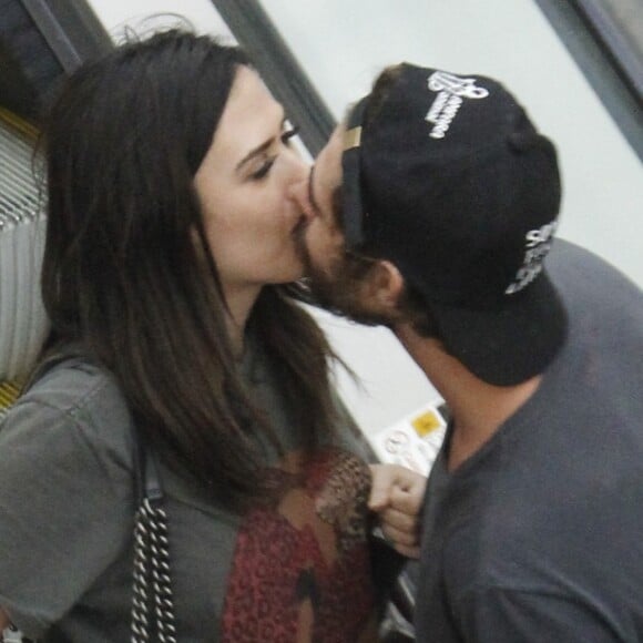 Tatá Werneck relutou em aceitar namoro com Rafael Vitti: 'Nunca me interessei por homens mais novos. Ficava pensando por que dar uma chance se sabia que estávamos em momentos diferentes. Mas já estava acontecendo'